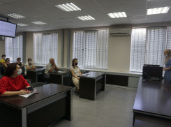 Студенты обсудили строительство трассы через Волго-Ахтубинскую пойму в Волжском