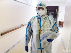 Пациенты больницы имени Фишера в Волжском имеют возможность исповедаться