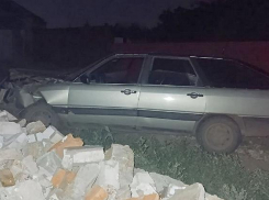 Ночной загул под Волжским закончился угоном, ДТП и уголовными делами