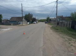 Автолюбитель отправил девочку-пешехода в больницу под Волжским