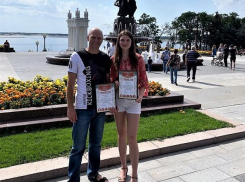 Волжских спортсменов наградили в области