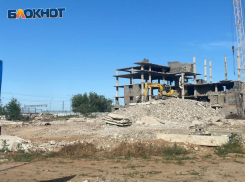 Мужчину насмерть прибило на стройке в Волжском