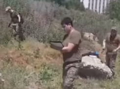 На пустыре в Волгограде следователи обнаружили остатки самодельной взрывчатки задержанного школьника