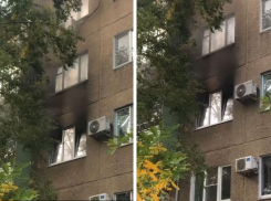 Квартира на 3 этаже выгорела в доме на Молодежной в Волжском