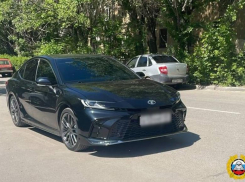 В Волжском на 5 суток арестовали водителя за тонировку