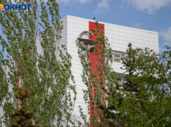 В больницы Волгоградской области начали приезжать «земские» медики