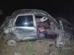 Под Волжским в кювет опрокинулся автомобиль: водитель погиб до приезда скорой