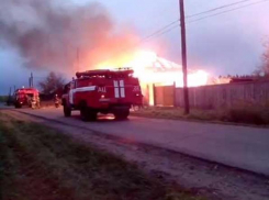 При пожаре в частном доме в Волгоградской области погибли двое человек