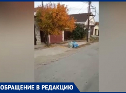 «У каждого дома по 2-4 пакета с мусором», - жители Рабочего бьют тревогу
