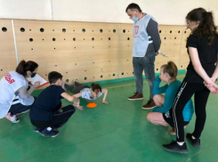 В школах Волжского проходит массовое тестирование по нормативам ГТО 