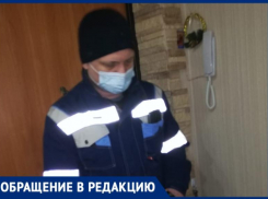 Без документов, масок и имен: Городская УК «разбомбила» квартиру волжан за течь, которой нет