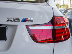 BMW за восемь с половиной миллионов угнали у безработного из столицы