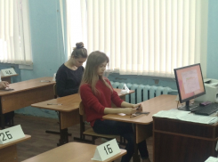 В Волжском прошел «второй» ЕГЭ по русскому языку