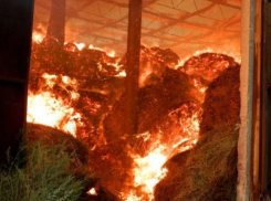 Масштабный пожар произошел в Ленинском районе