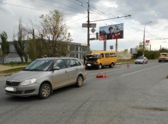 Пенсионерка сломала ногу в маршрутке №160 по дороге в Волжский