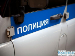 В Волжском двое рецидивистов обокрали 24-летнего парня