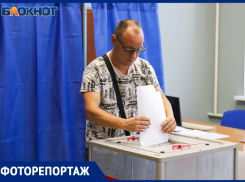 Фоторепортаж с избирательного участка в Волжском