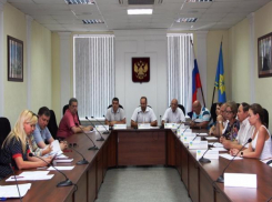 Депутаты Волжского отдали в федеральную собственность здания медсанчасти МВД и центра соцобслуживания 