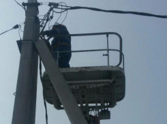 Жители Деревянного остались в обесточенных домах без воды