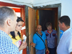 В Волжском заканчивают ремонт «взрывного» дома