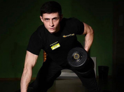 Как сидеть дома и не толстеть рассказал тренер из Волжского