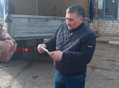 На 300 тысяч рублей оштрафовали водителя, который разлил масло на дороге Волжского