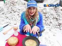 Горячие блины, как горячие новости: фирменный рецепт «Блокнота Волжский»