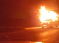 Ночью на трассе Волжский-Волгоград загорелись два автомобиля