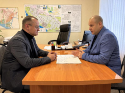 От службы - к управлению городом: участник СВО проходит стажировку в администрации Волжского