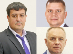 Дорогие иномарки, недвижимость и многомиллионные заработки: топ-3 самыx богатыx депутатов Волжского