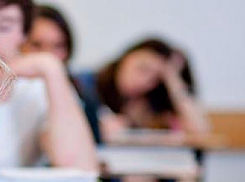 В Волжском ищут пропавшую 17-летнюю студентку