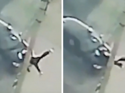 В Волжском разыскивают водителя, который сбил на переходе 13-летнюю девочку и скрылся: ВИДЕО