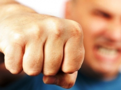 Волжанин до полусмерти избил соседа из-за нравоучений