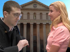 Судья Александр Лебедев верит на слово «Восьмой заповеди», директор которой защищает Славину: очередной отказ в экспертизе