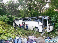 Автобус с волгоградскими школьниками попал в аварию под Новороссийском