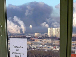 В 39 квартале смертельно воняет заводом, - волжанка