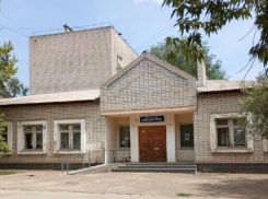 В Волжском модернизируют детскую библиотеку в 18 микрорайоне