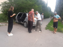 У водителя тяжелые травмы: подробности ДТП в Волжском 