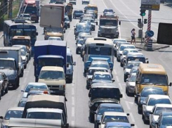 Направляющиеся в Волгоград жители Волжского не смогут проехать по улице Таращанцев 