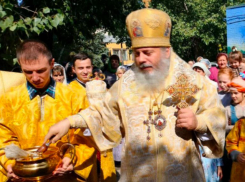 30-летие в Волжском отметил Храм Святых новомучеников 