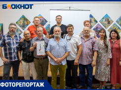 От укладки первого фундамента до аварийных домов: в Волжском презентовали фотолетопись города