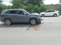Водитель в больнице: мужчины не поделили дорогу в Волжском