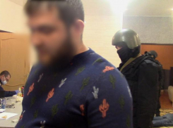 Появилось видео обыска в нелегальном игорном клубе