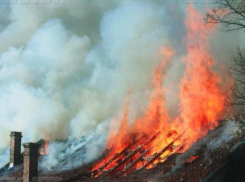Жительница Краснослободска пострадала в полыхающем доме