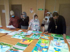 В Волжском оценили работы участников  международного конкурса «Красота Божьего мира»