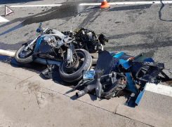 Девятнадцатилетний водитель оказался под колесами собственного мотоцикла