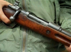 За стрельбу и попытку задавить людей задержан депутат в Волгоградской области