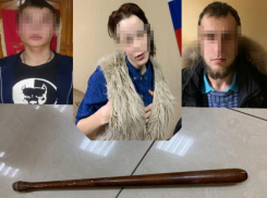 Двое подростков и мужчина ограбили волгоградца из-за алкоголя