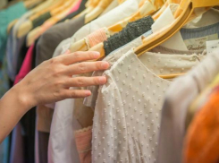 В Волжском храме действует пункт вещевой помощи