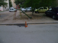 В Волжском мотоциклист сбил пешехода